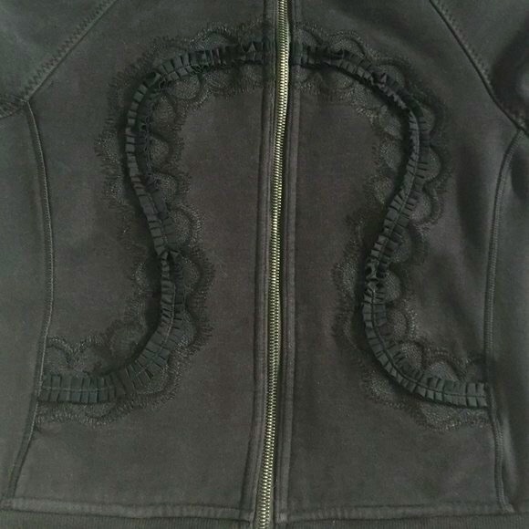 SOLD📌 Lululemon Special Edition Lux Ruffle Suba Hoodie - Picture 10 of 15